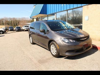 Used 2022 Chrysler Voyager LX