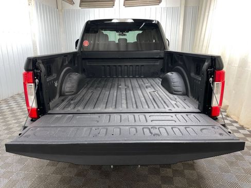 Used 2018 Ford F250 XLT w/ XLT Value Package AWD/4WD image 43
