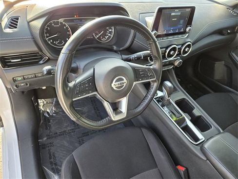 Used 2023 Nissan Sentra SV image 6