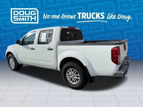 Used 2017 Nissan Frontier SV w/ SV Value Truck Package image 2