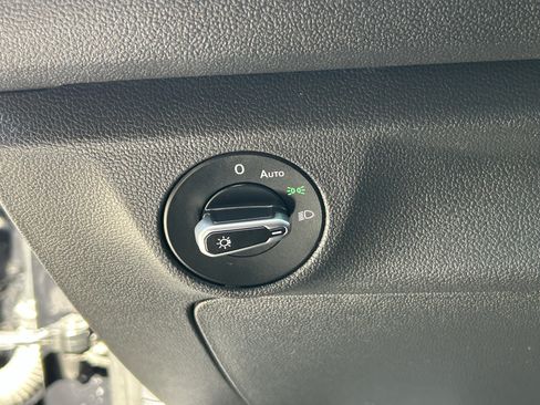 Certified 2024 Volkswagen Jetta Sport FWD image 20