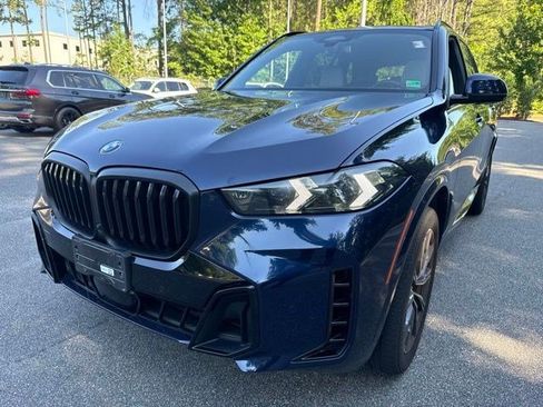 Used 2024 BMW X5 xDrive40i w/ M Sport Package AWD/4WD image 1