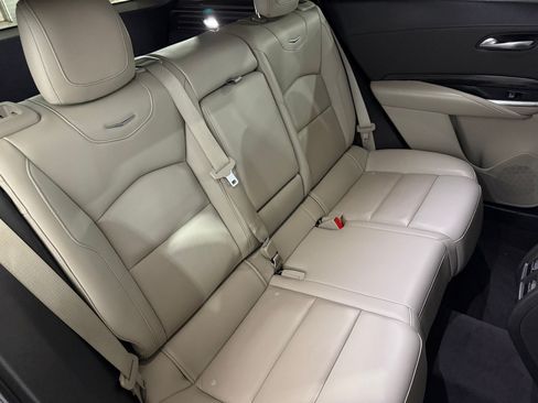 Used 2021 Cadillac XT4 Premium Luxury FWD image 26