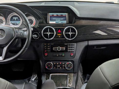 Used 2015 Mercedes-Benz GLK 350 4MATIC w/ Premium 1 Package image 25