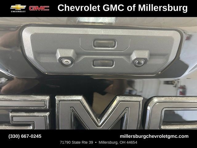 Used 2021 GMC Sierra 2500 Denali w/ Denali Ultimate Package AWD/4WD image 9