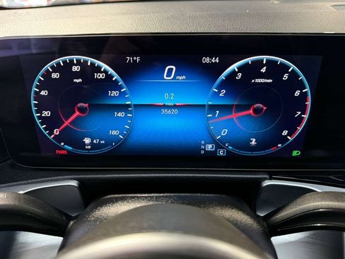 Used 2023 Mercedes-Benz GLB 250 w/ Premium Package image 14