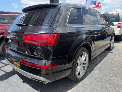 Used 2017 Audi Q7 3.0T Prestige AWD/4WD image 5