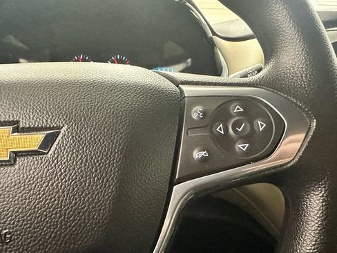 Used 2023 Chevrolet Traverse LS w/ LPO, Floor Liner Package AWD/4WD image 12