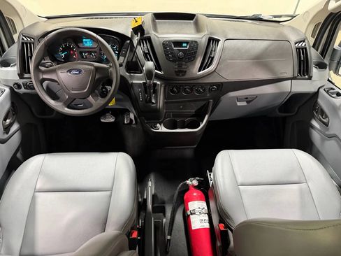 Used 2019 Ford Transit 150 XL image 43
