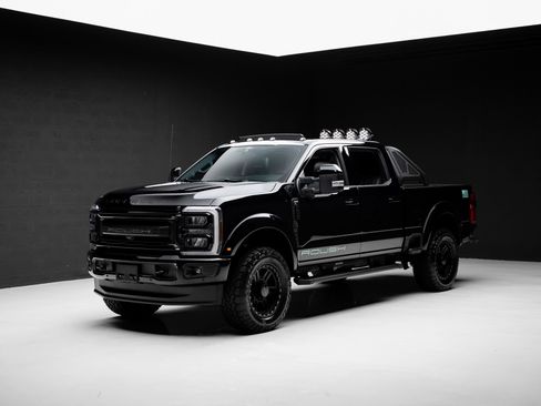 Used 2026 Ford F250 Lariat w/ Black Appearance Package AWD/4WD image 4