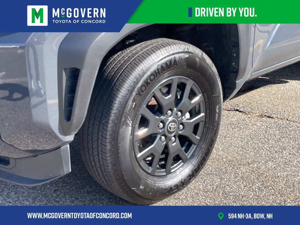 Used 2026 Toyota 4Runner SR5 AWD/4WD image 9