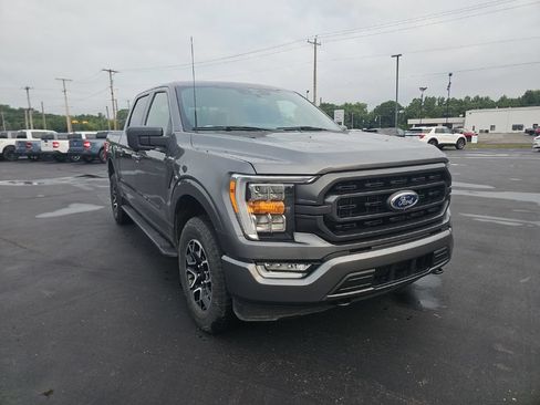 Used 2022 Ford F150 XLT w/ Equipment Group 302A High AWD/4WD image 3