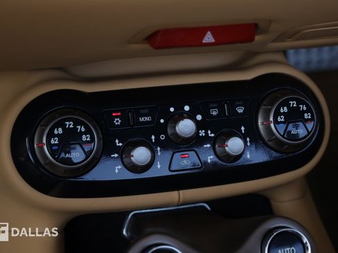 Used 2010 Ferrari California RWD image 30