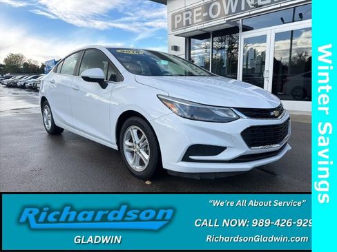 Used 2018 Chevrolet Cruze LT image 1