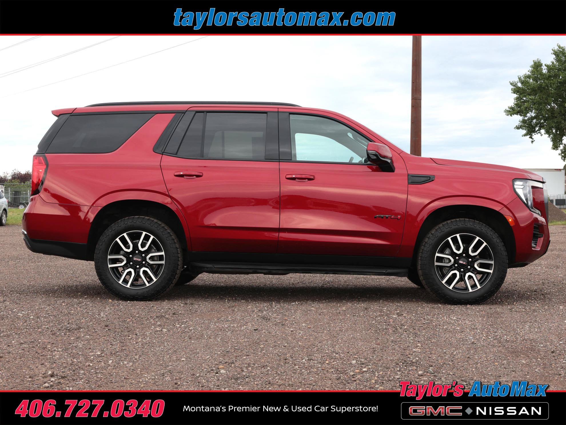 Used 2024 GMC Yukon AT4 w/ Technology Package AWD/4WD image 3