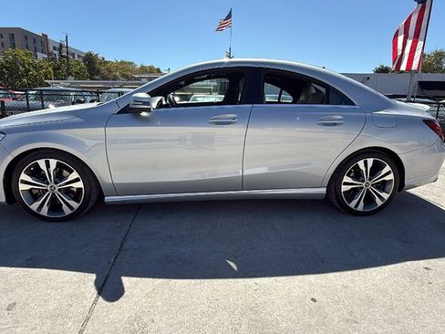 Used 2019 Mercedes-Benz CLA 250 image 11