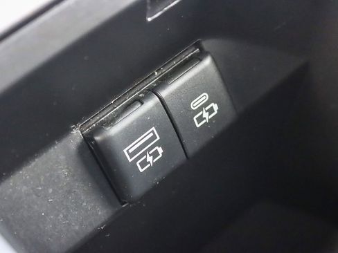 Used 2023 Toyota Camry LE image 48