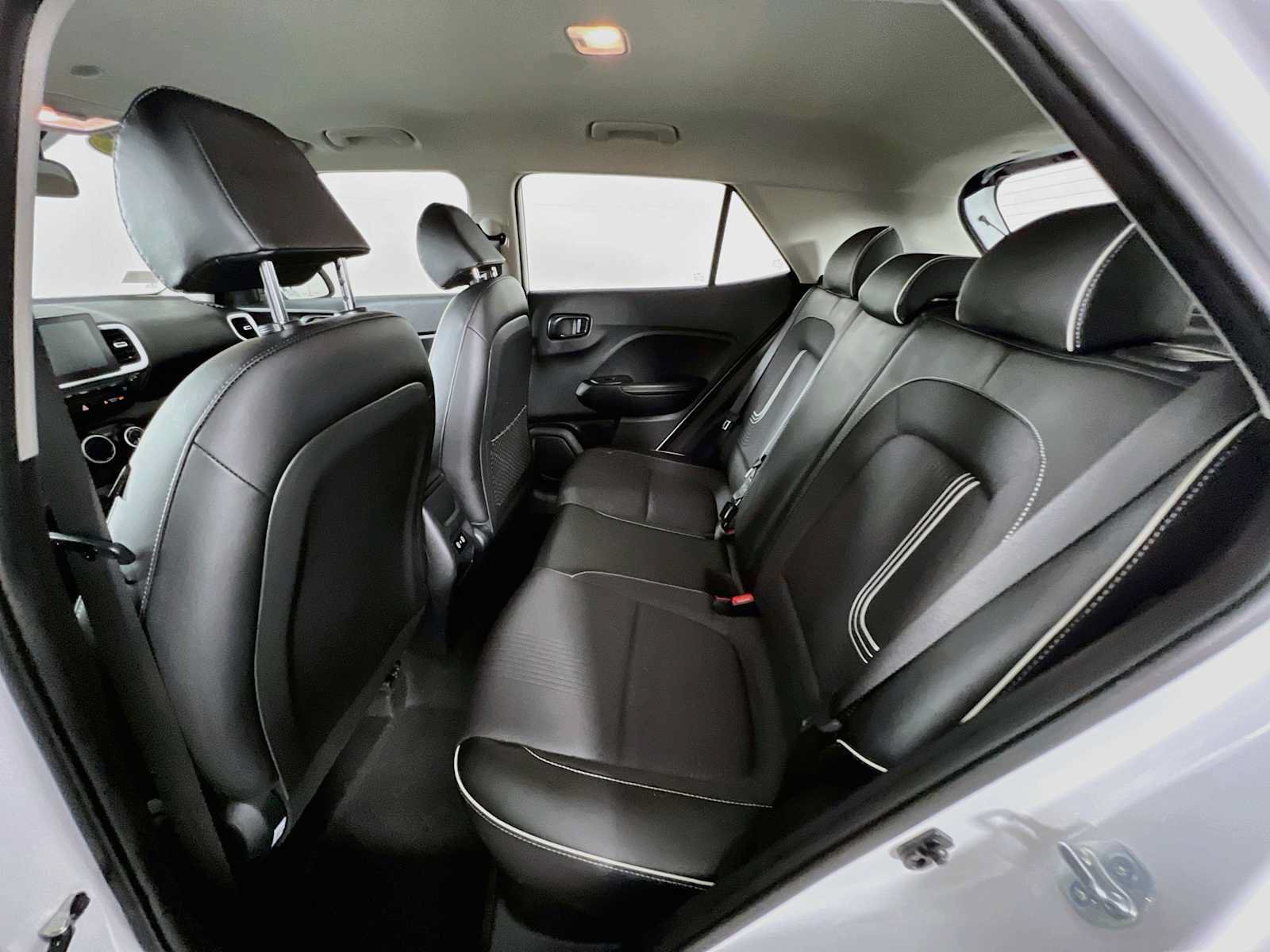 Certified 2026 Hyundai Venue SEL FWD image 25