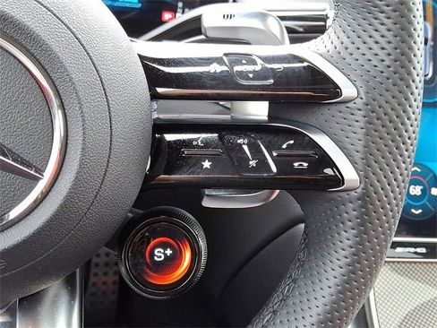 Certified 2024 Mercedes-Benz GLC 43 AMG 4MATIC image 22