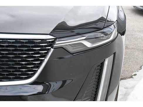 Used 2023 Cadillac XT6 Premium Luxury w/ Technology Package image 6