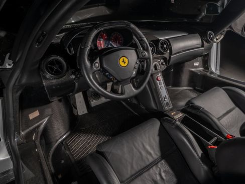 Used 2003 Ferrari Enzo RWD image 15