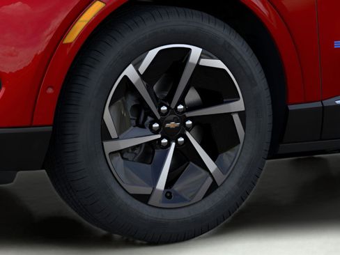 New 2025 Chevrolet Equinox EV LT image 9