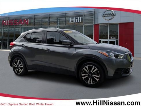 Certified 2020 Nissan Kicks SV FWD image 1