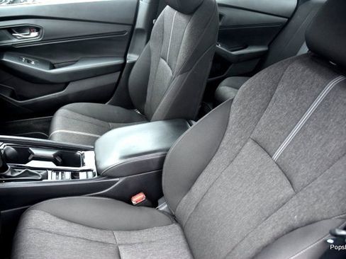 Used 2024 Honda Accord Sport image 10