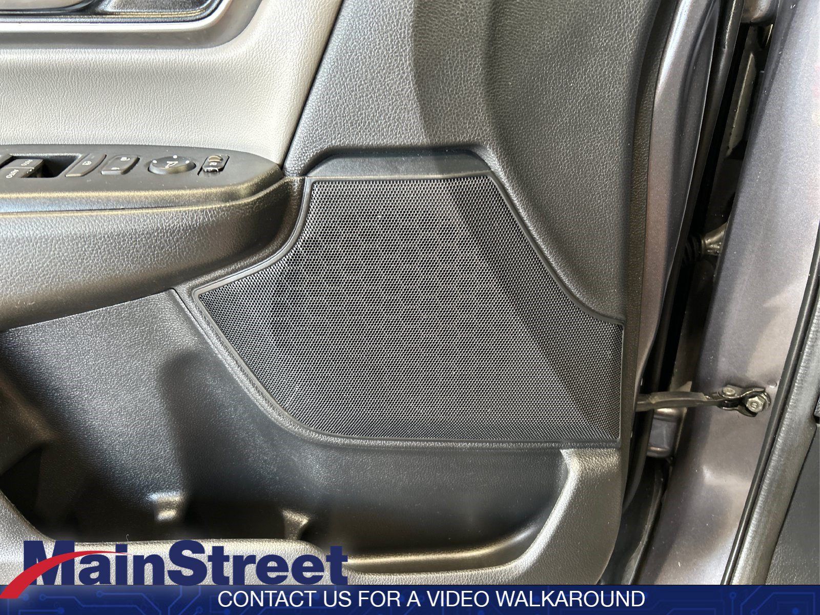 Used 2019 Honda CR-V Touring image 30