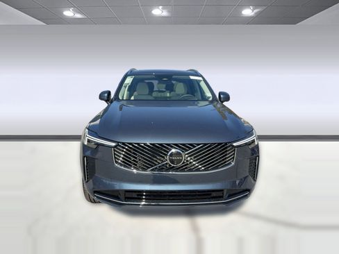 New 2026 Volvo XC90 B6 Ultra w/ Protection Package image 6