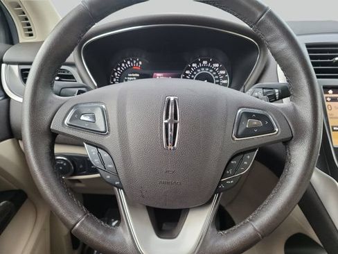 Used 2019 Lincoln MKC Premiere FWD image 30