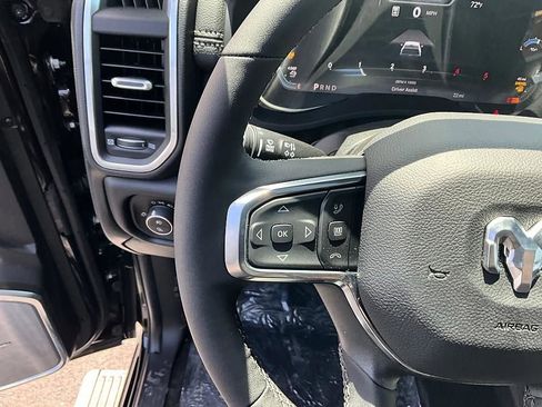 New 2026 RAM 3500 Laramie AWD/4WD image 33