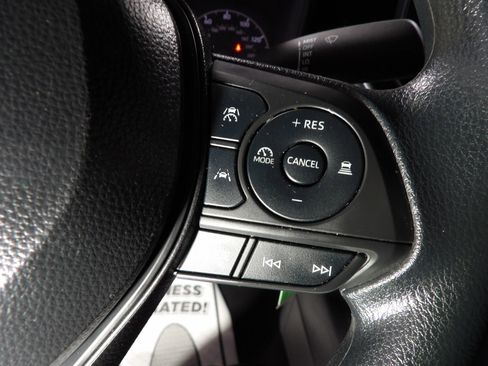 Used 2024 Toyota Corolla LE image 15