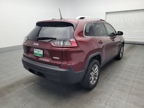 Used 2019 Jeep Cherokee Latitude Plus w/ Comfort/Convenience Group image 9