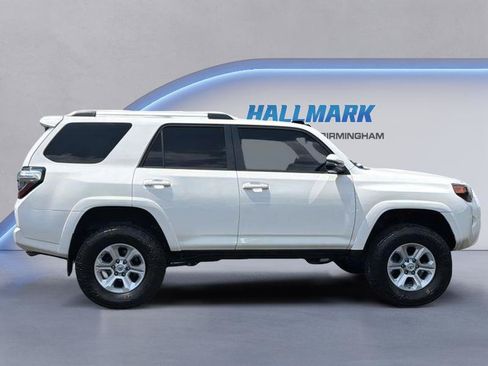 Used 2021 Toyota 4Runner SR5 Premium w/ Moonroof Package AWD/4WD image 9