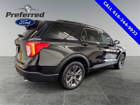 Used 2023 Ford Explorer XLT w/ Equipment Group 202A image 3