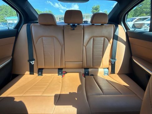Used 2020 BMW 330i Sedan w/ Convenience Package RWD image 7