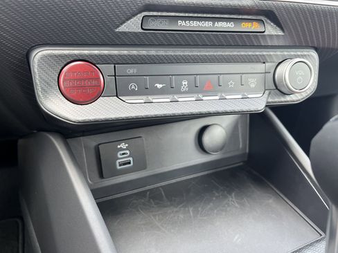 Used 2025 Ford Mustang Premium RWD image 27