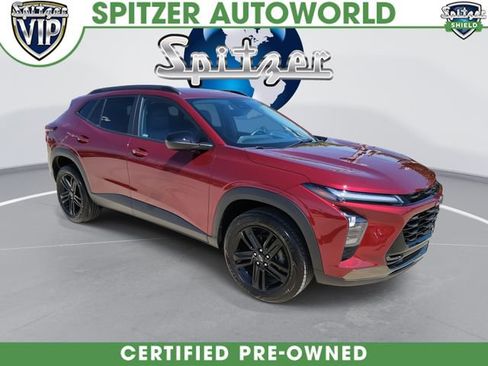 Used 2024 Chevrolet Trax ACTIV w/ Driver Confidence Package FWD image 1
