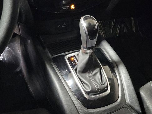 Used 2020 Nissan Rogue Sport S w/ Appearance Package FWD image 31
