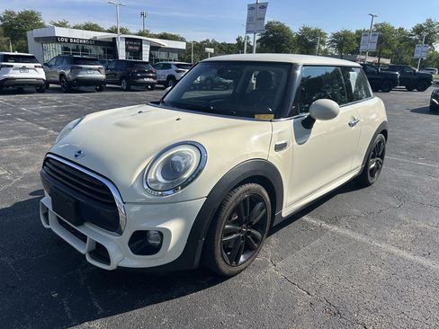 Used 2015 MINI Cooper 2-Door Hardtop FWD image 1