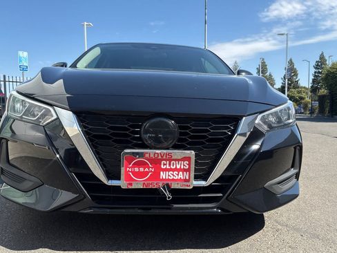 Used 2023 Nissan Sentra SV FWD image 11