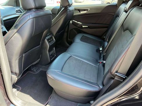 Certified 2024 Ford Edge ST-Line AWD/4WD image 18