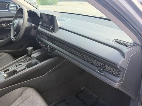 Used 2024 Honda Accord LX image 19