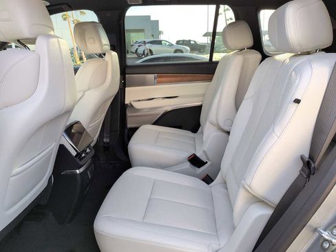 New 2026 Cadillac Vistiq Sport image 24