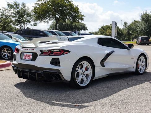 Used 2021 Chevrolet Corvette Stingray Premium Conv w/ Z51 Performance Package RWD image 4
