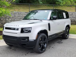 New 2026 Land Rover Defender 130 X-Dynamic SE AWD/4WD 360° Tour