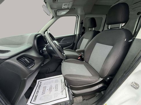 Used 2015 RAM ProMaster City Tradesman FWD image 12