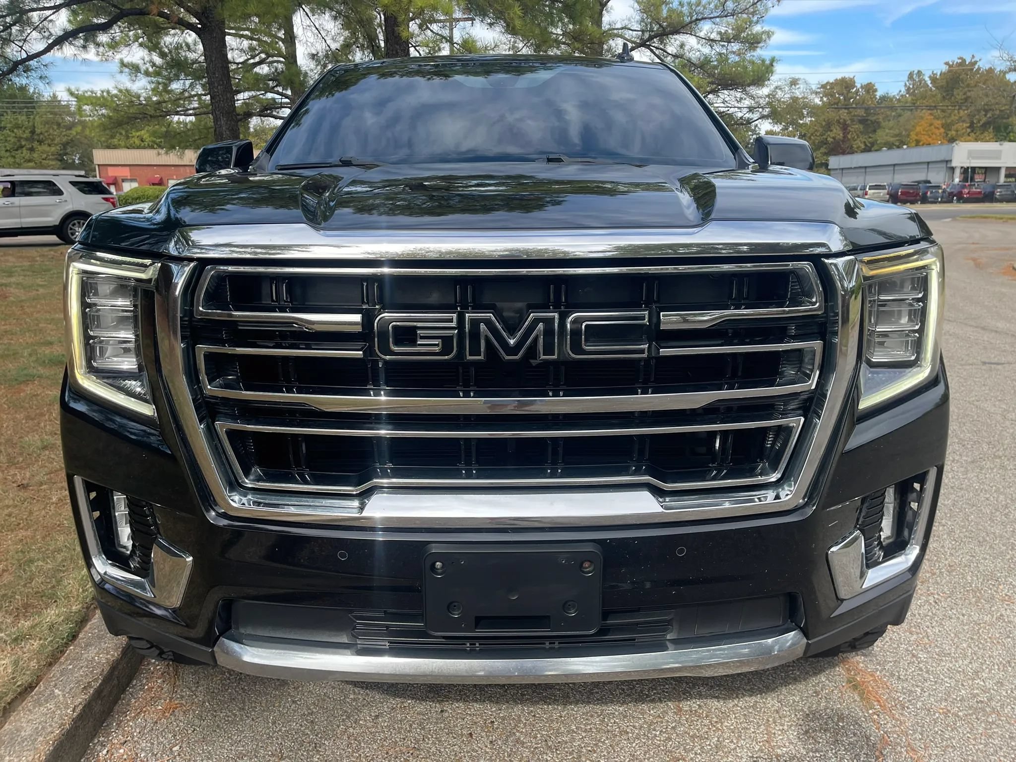 Used 2021 GMC Yukon SLT RWD image 8