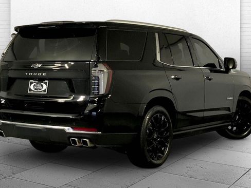 Used 2025 Chevrolet Tahoe High Country image 13